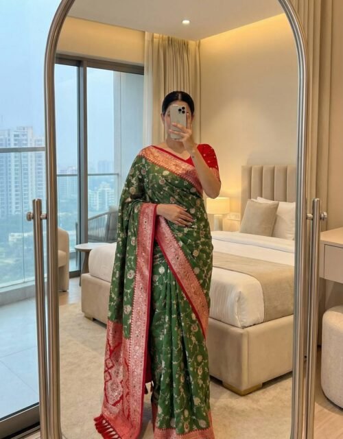 Latest Designer Traditional Indian Ethnic Wedding Party Wear Saree For Women With Matching Blouse Piece
